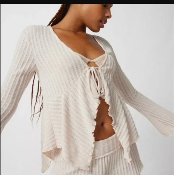 Urban Outfitters Tops - Urban Outfitters Out From Under Flyaway Tie Front Top, Cream, Large